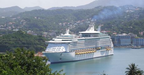 Croaziera 2028 - Caraibe si America Centrala (Port Canaveral, FL) - Royal Caribbean Cruise Line - Adventure of the Seas - 5 nopti