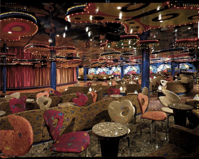 Lounge-ul Butterflies