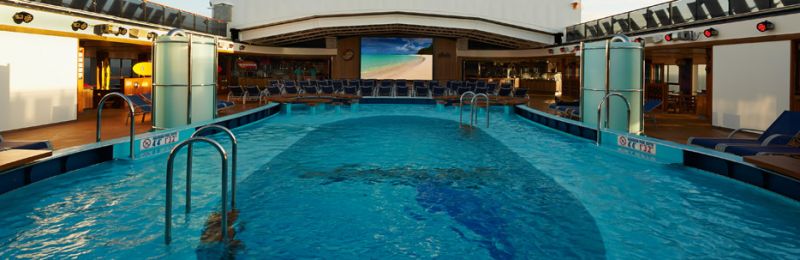 Zona cu piscina Venus