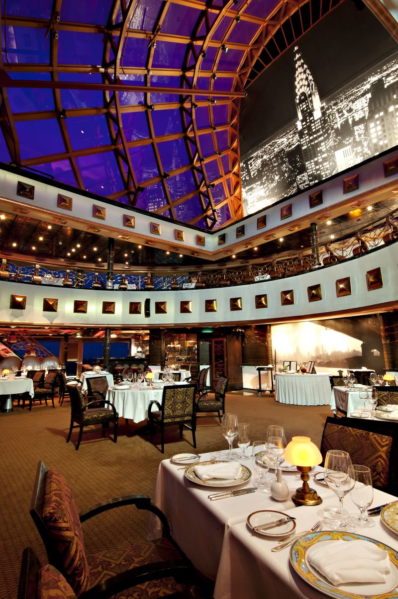 Restaurantul Nick & Nora's Steakhouse nivelul 2