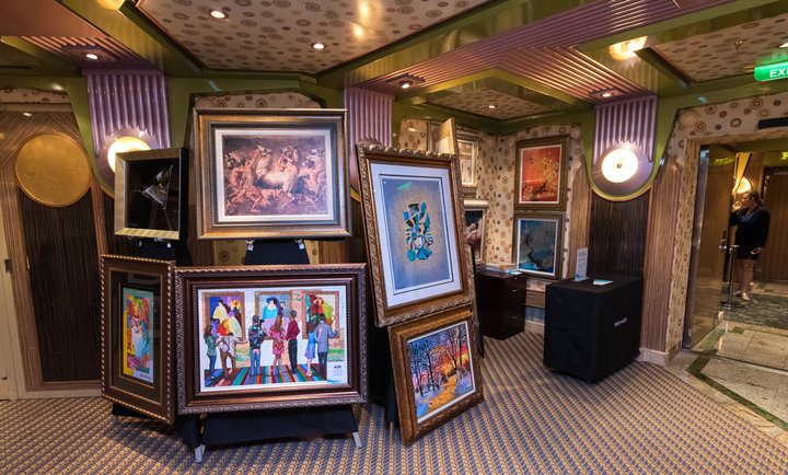 Galeria de Arta Satin Room