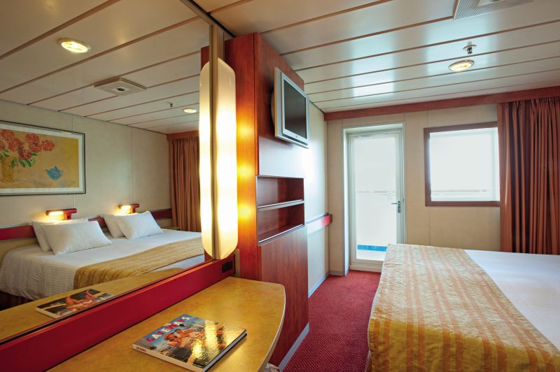 Cabina cu balcon 8B