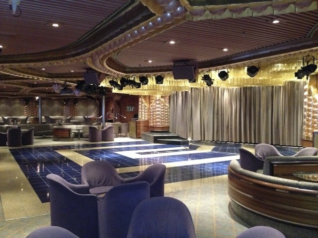 Lounge-ul Cole Porter