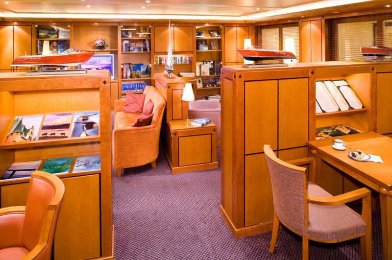 Lounge-ul Neptune