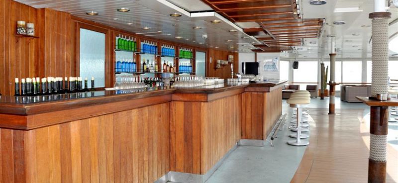 Marina Bar
