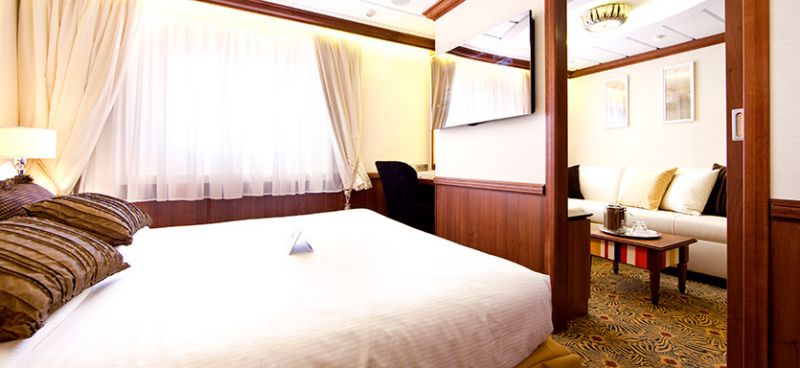 Royal Suite cu balcon cat. RS