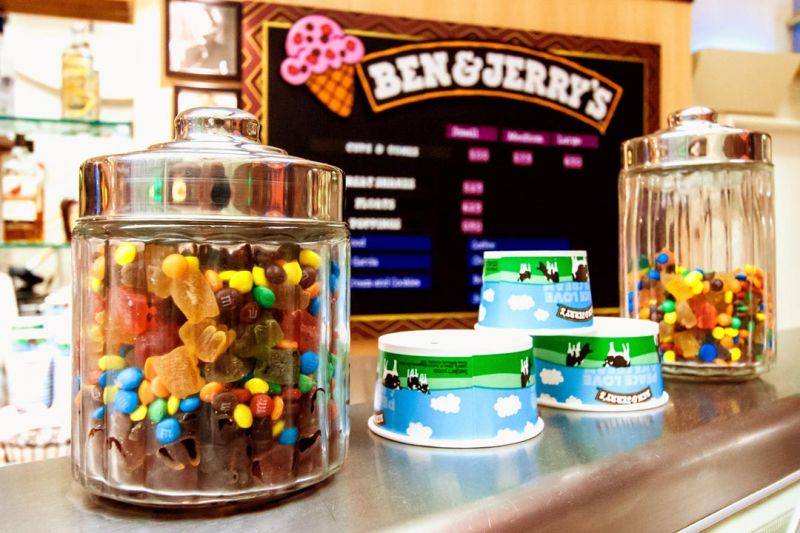 Magazinul de inghetata Ben & Jerrys