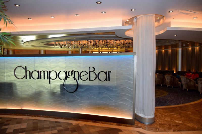 Barul Champagne