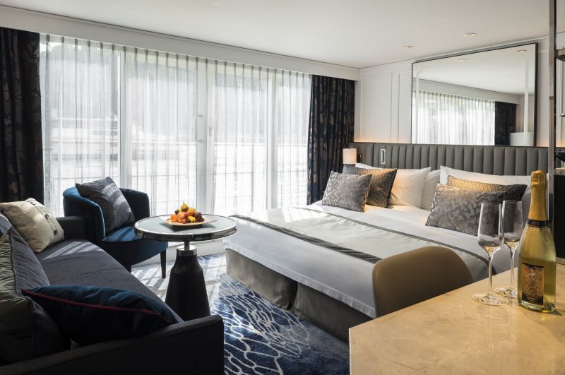 Penthouse cu balcon frantuzesc PH