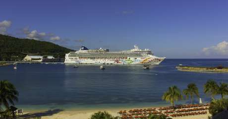 Croaziera 2024 - Caraibe si America Centrala (Miami, FL) - Norwegian Cruise Line - Norwegian Pearl - 3 nopti