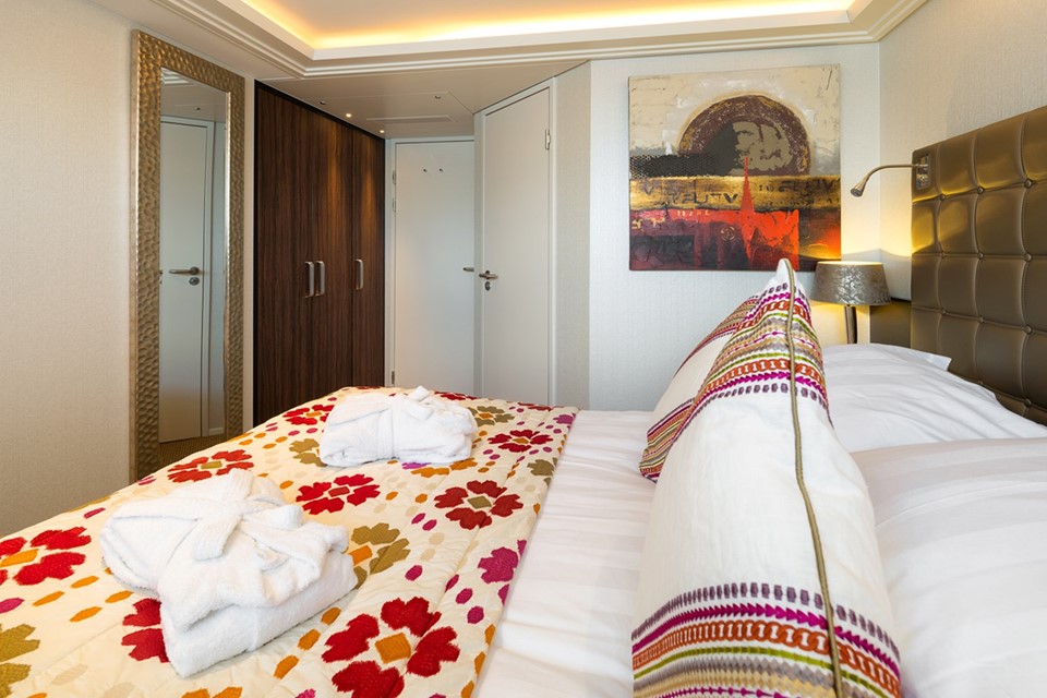 Cabina exterioara cu balcon, cat. CB