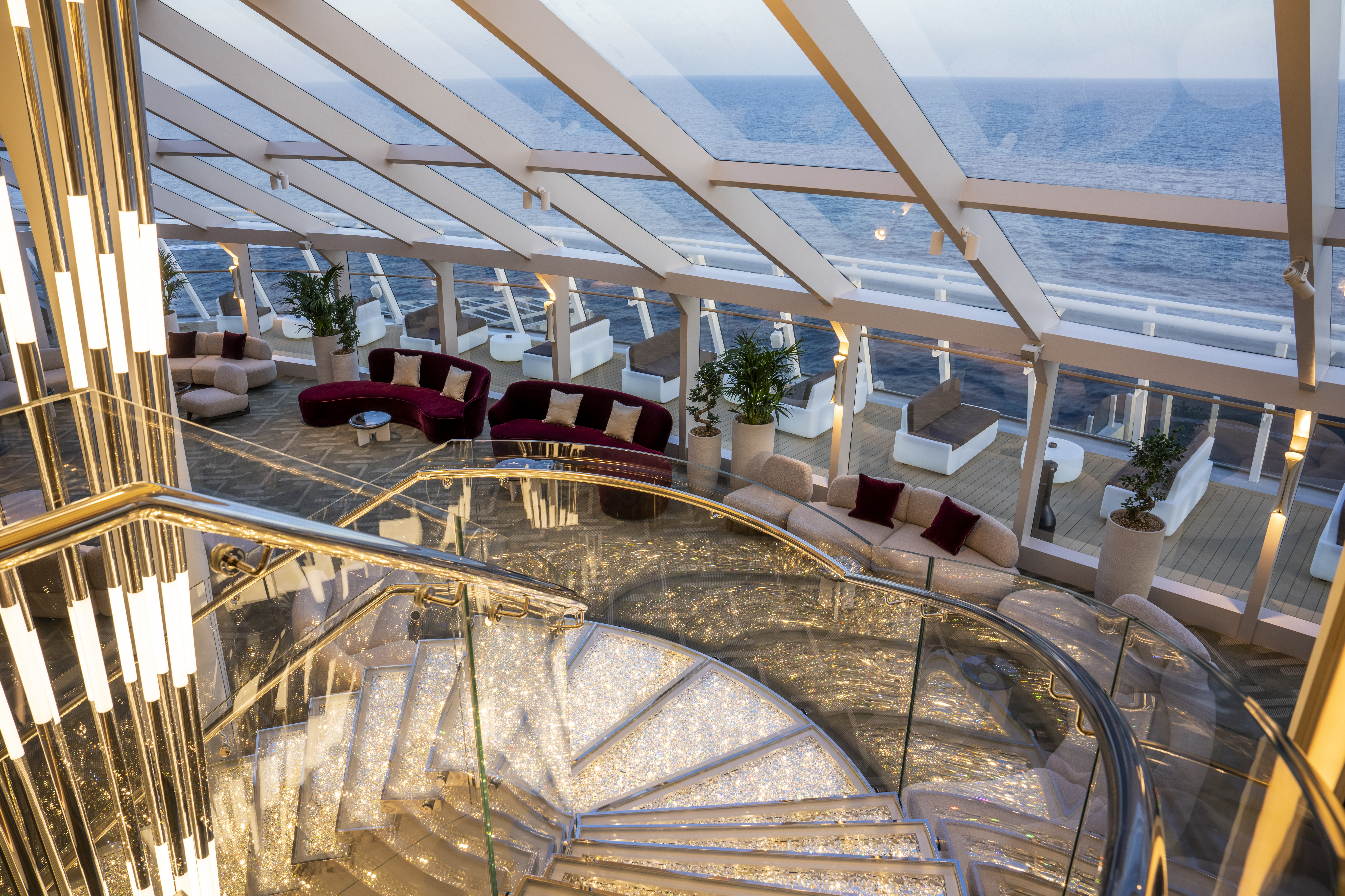 Top Sail Lounge