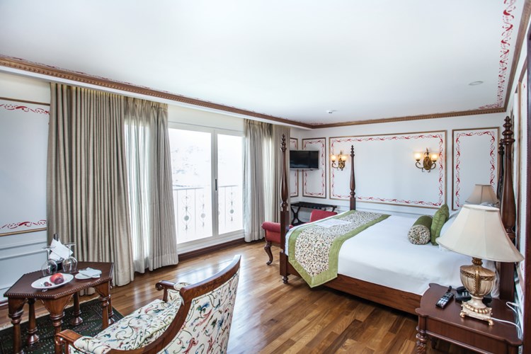 Croaziera 2026 - Asia (Orientul Indepartat) (Delhi) - Uniworld River Cruises - Ganges Voyager II - 12 nopti