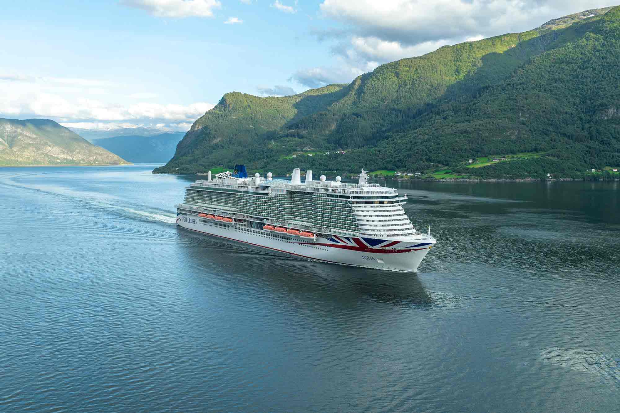 Croaziera 2027 - Europa de Nord (Southampton) - P&O Cruises - Iona - 7 nopti