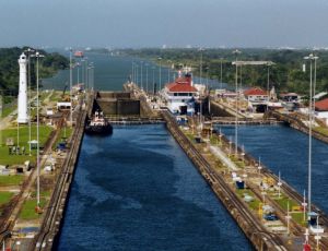 Canalul Panama si America Centrala